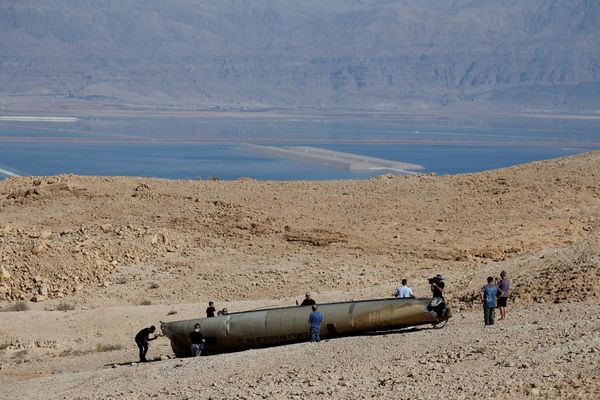 Asharq Al-Awsat: Tehran tells Israel it won't respond to a limited attack
