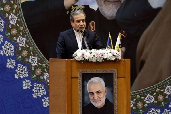 وزير خارجية إبران يصف وقف إطلاق النار في غزة بأنه "انتصار لحماس