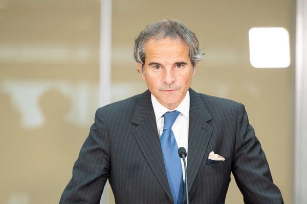 غروسي يصف الاتفاق النووي بـ"الخطة الفارغة".. وطهران تعتبر تصريحاته "غير مهنية"