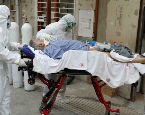 14 ألف إصابة جديدة بكورنا في إيران.. وخبراء يحذرون من "موجات الخريف"