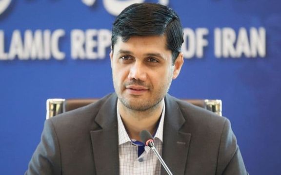 مدیرعامل راهآهن: زنانی که حجاب ندارند را سوار قطار نکنید