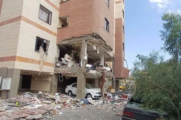 انفجار في مبنى سكني بمجمّع برديسيان في قم