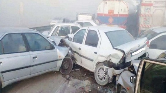 A chain accident in early 2022 involving 100 cars. None of the airbags opened.