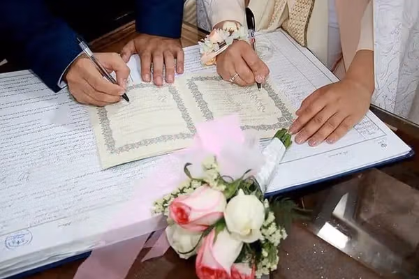 مجلس: زن پیش از دریافت مهریه دیگر نمیتواند از زندگی با شوهر خودداری کند