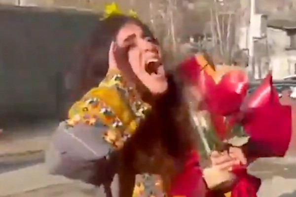 اعتقال ناشطة مدنية إيرانية بعد ساعات من إطلاق سراحها