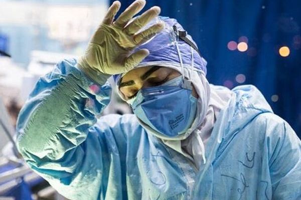 خاص لـ"إيران إنترناشيونال".. تقرير مقتل الشابة بهار خورشيدي 23 عاما في طهران