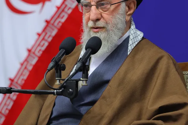 خامنهای مرگ پسر کاظم صدیقی، متهم زمینخواری، را تسلیت گفت