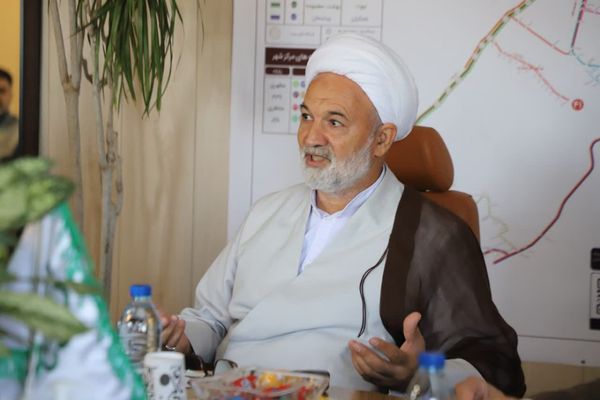 برلماني إيراني: لنفرض نحن أيضًا عقوبات على السفن الأميركية