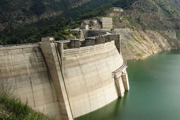 Iran's Capital Faces Water Shortage As Less Water Flows Into Dams