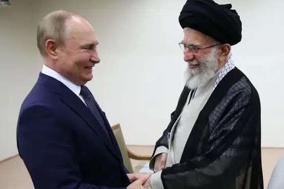 روزنامه فرهیختگان: مواضع روسیه در جنگ ۱۲ روزه با انتظارات جمهوری اسلامی فاصله داشت