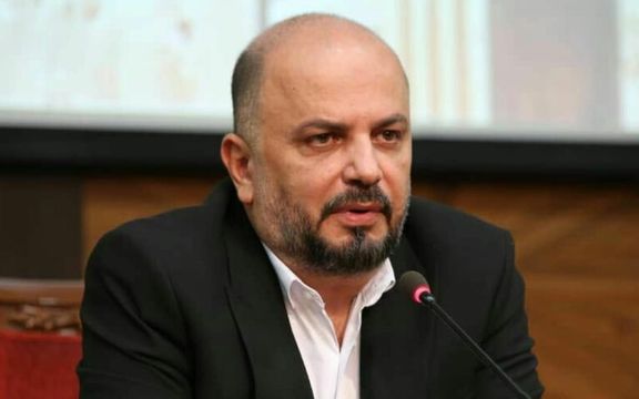 دبیر انجمن واردکنندگان موبایل: ممنوعیت واردات آیفون واکنش به تحریم فرش و پسته ایران است