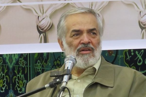 قال إن ترامب ضد خلع الحجاب.. دبلوماسي إيراني سابق ينقل تصريحات غير صحيحة