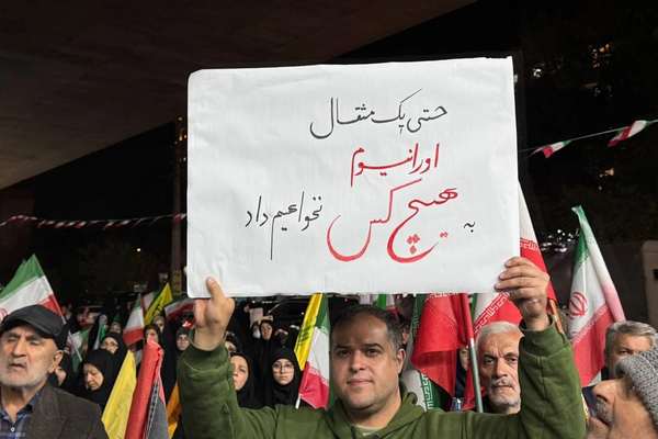 عضو کمیسیون حقوقی مجلس: در مذاکرات توجهی به یاوهگوییهای ترامپ نداریم
