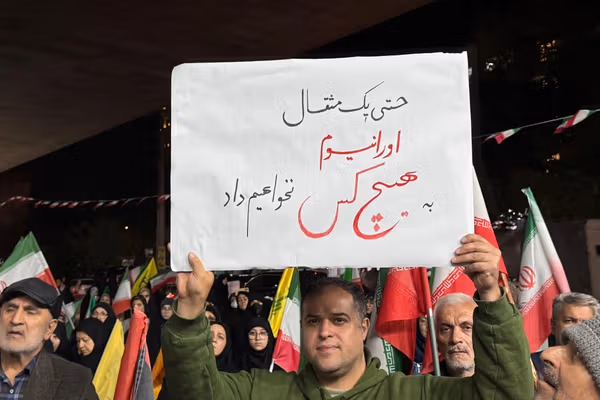 عضو کمیسیون حقوقی مجلس: در مذاکرات توجهی به یاوهگوییهای ترامپ نداریم