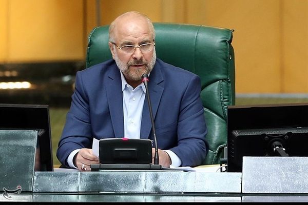صحيفة المرشد الإيراني دفاعا عن فضيحة رئيس البرلمان:"الأعداء يحاولون التشويش على الإنجازات"