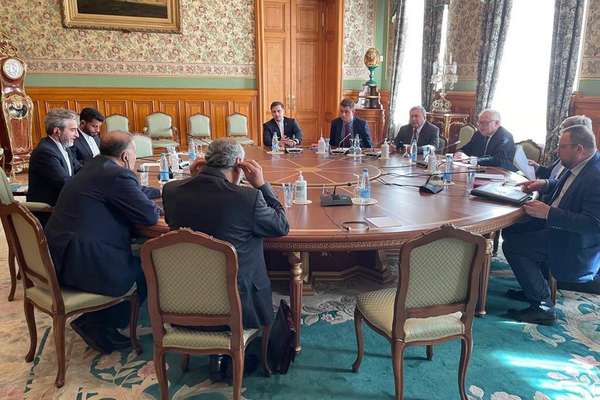 Iran's Nuclear Negotiator Tries To Defend Trip To Moscow