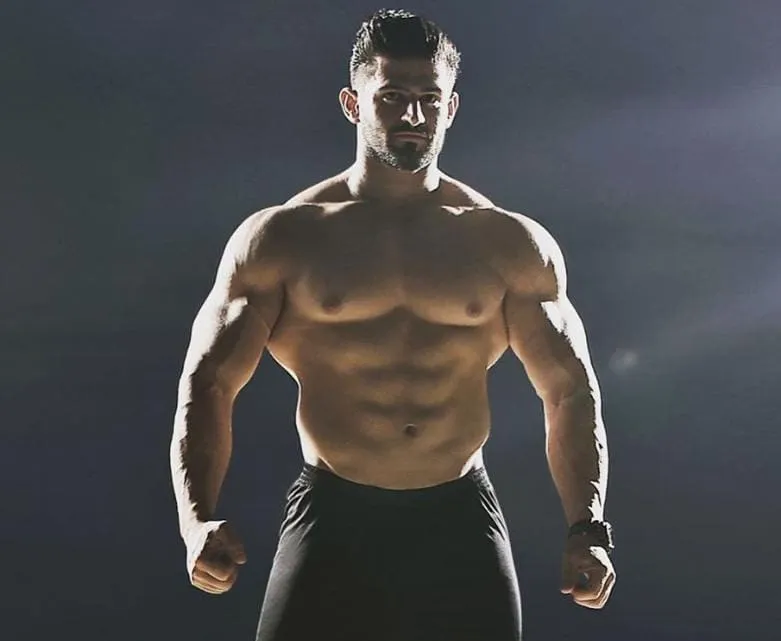 صدمین روز انقلاب ملی ایرانیان؛ نگاهی به نقش تاریخی ورزشکاران