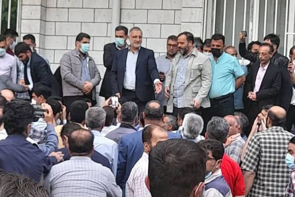 Bus Drivers’ Strike Creates Chaos Across Iran's Capital Amid Tensions