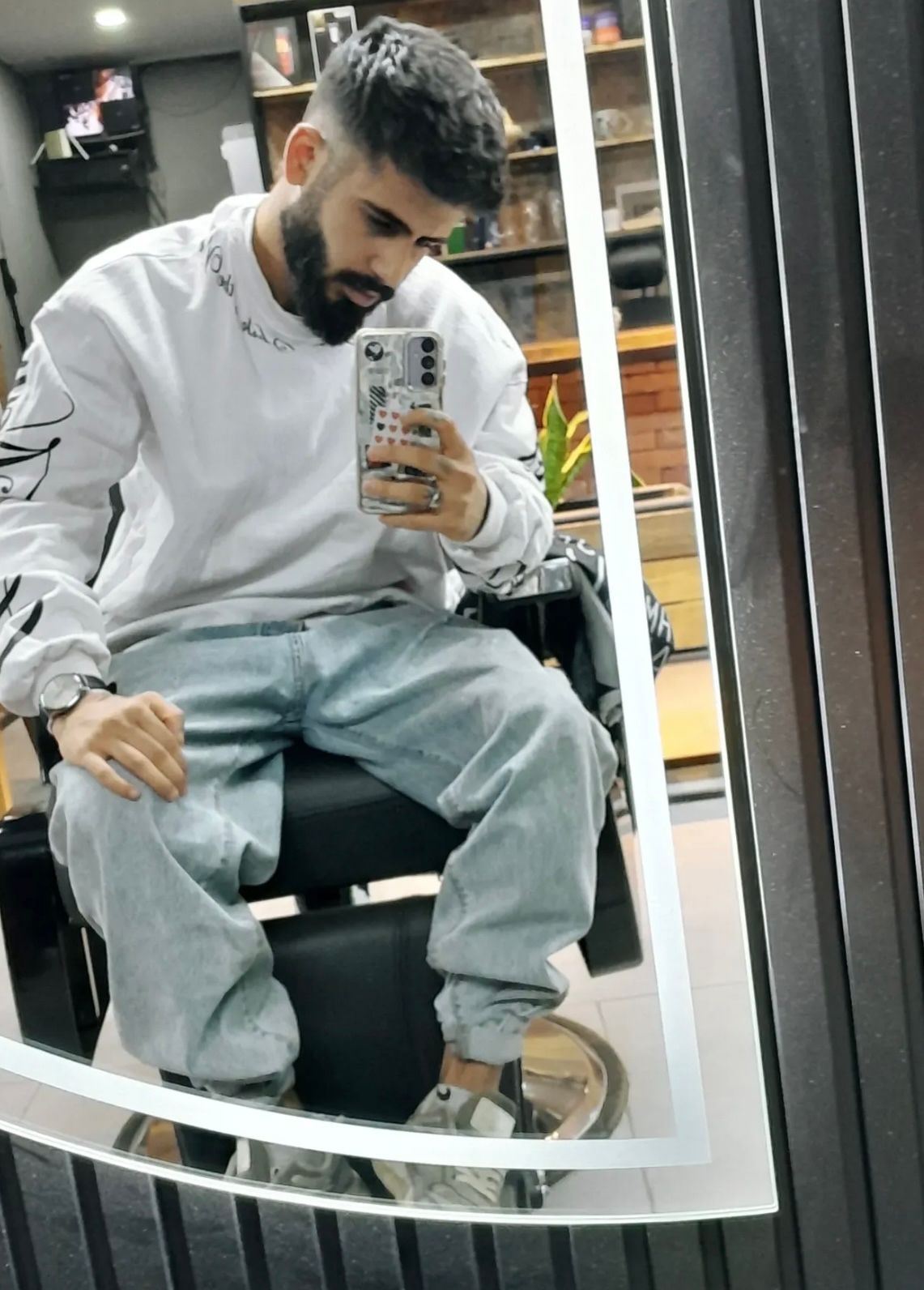 18-year-old boxer killed by Iranian security forces in Isfahan, source confirms