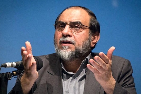 عضو مجلس "الثورة الثقافية" بإيران: إذا لم نحارب أميركا فستبدأ الاحتجاجات الداخلية من جديد