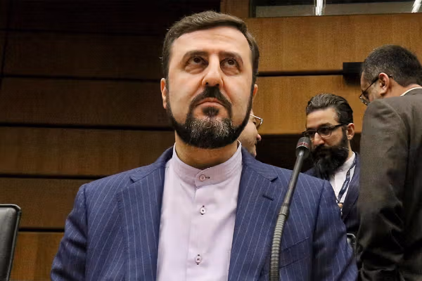 معاون وزیر خارجه: اولویت ما مذاکره نیست و آمادگی ۲۰۰ درصدی برای «دفاع» است