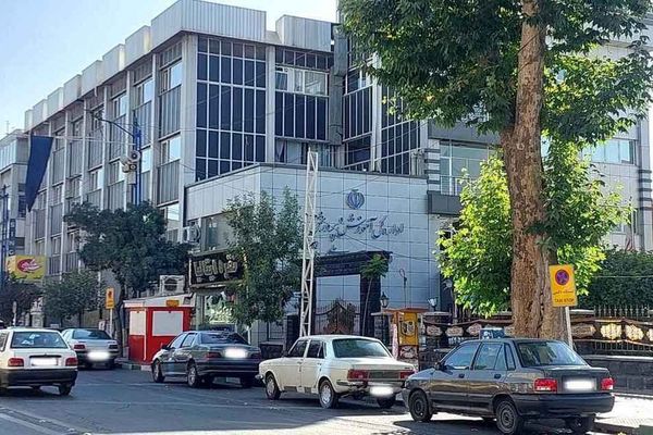 انفجار "جهاز صوتي" يهز مبنى حكوميا في إيران.. والتحقيقات جارية