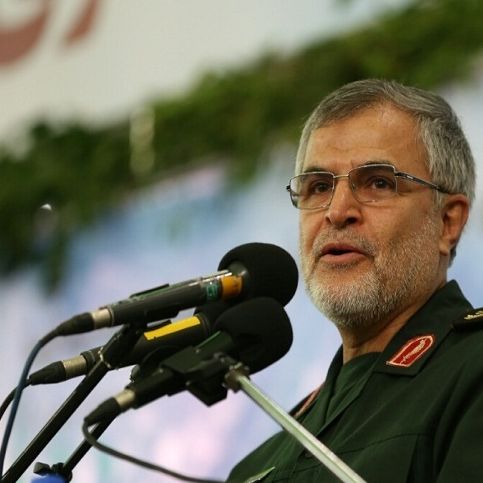 معاون هماهنگکننده نیروی زمینی سپاه: با در آوردن چهار تا روسری به نظام خدشه وارد نمیشود