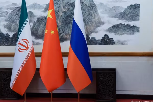 Tehran pins hopes on Russia and China to blunt sanctions impact