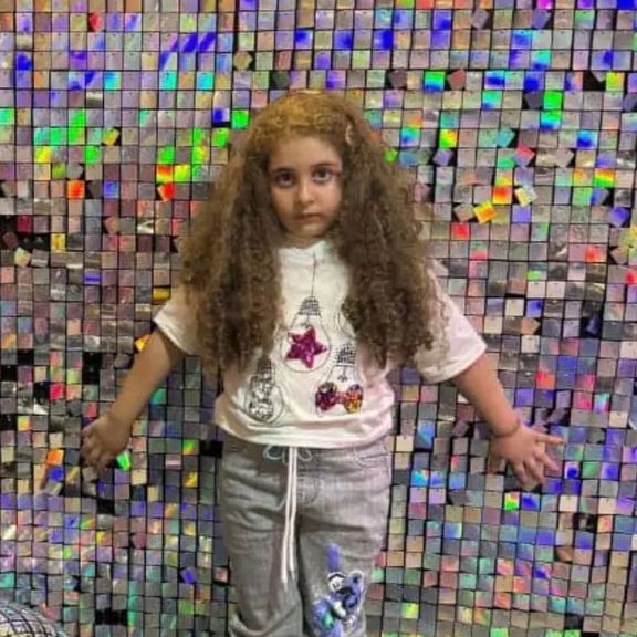 مقتل طفلة تبلغ 8 سنوات برصاص عناصر الأمن الإيرانية