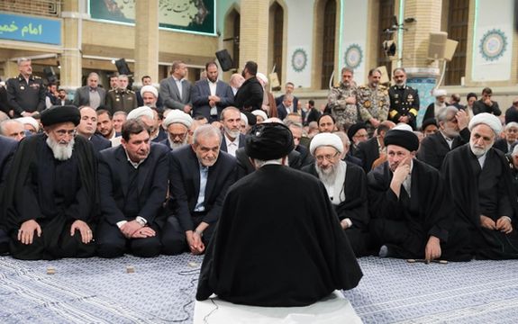 مقامهای ایرانی به رویترز: فشار اقتصادی میتواند تهران را وادار به توافق با آمریکا کند