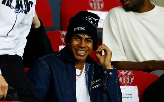 «درد نداشته باشی، به تیم اضافه میشوی»؛ دلگرمی فلیک به یامال پس از پیروزی در لیگ قهرمانان