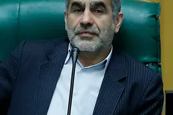 نائب رئيس البرلمان الإيراني: لن نترك "ترامب" حتى نثأر لمقتل خامنئي