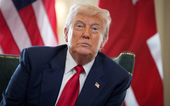 ترامب يدعو الدول المتضررة من أزمة مضيق هرمز لشراء وقود الطائرات من الولايات المتحدة