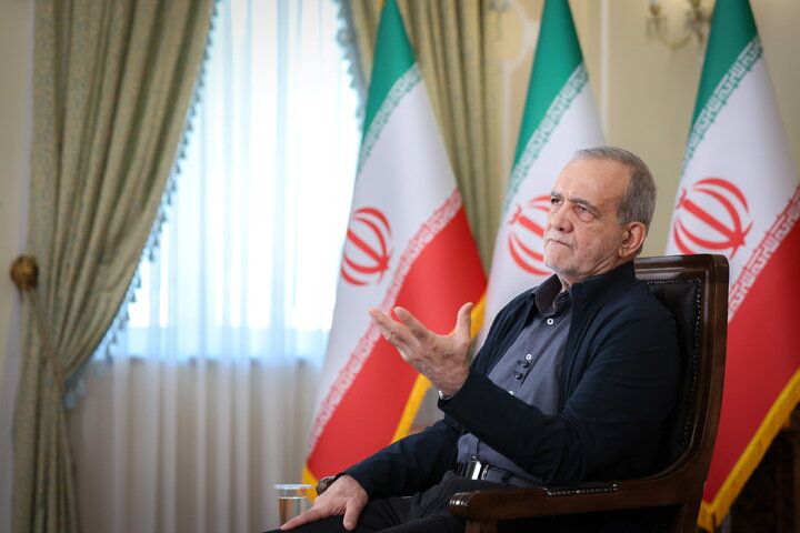 پزشکیان: آمریکا از بند تفاهم‌نامه درباره تنگه هرمز تخلف کرد و ما پاسخ دادیم