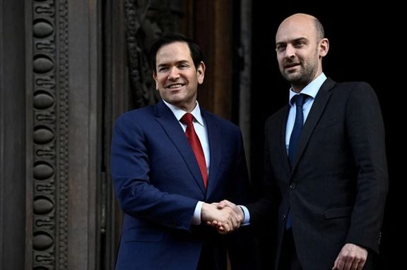 US Secretary of State Marco Rubio shakes hands with France's Minister for Europe and Foreign Affairs Jean-Noel Barrot, upon his arrival at the Quai d'Orsay, France's Ministry of Foreign Affairs, before a bilateral meeting with his French counterpart in Paris, France April 17, 2025.