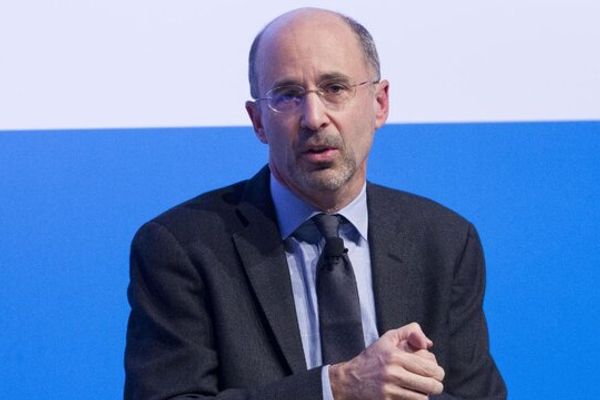 اجتماع في باريس بين روبرت مالي مع مسؤولي بريطانيا وفرنسا وألمانيا لمعالجة نووي إيران