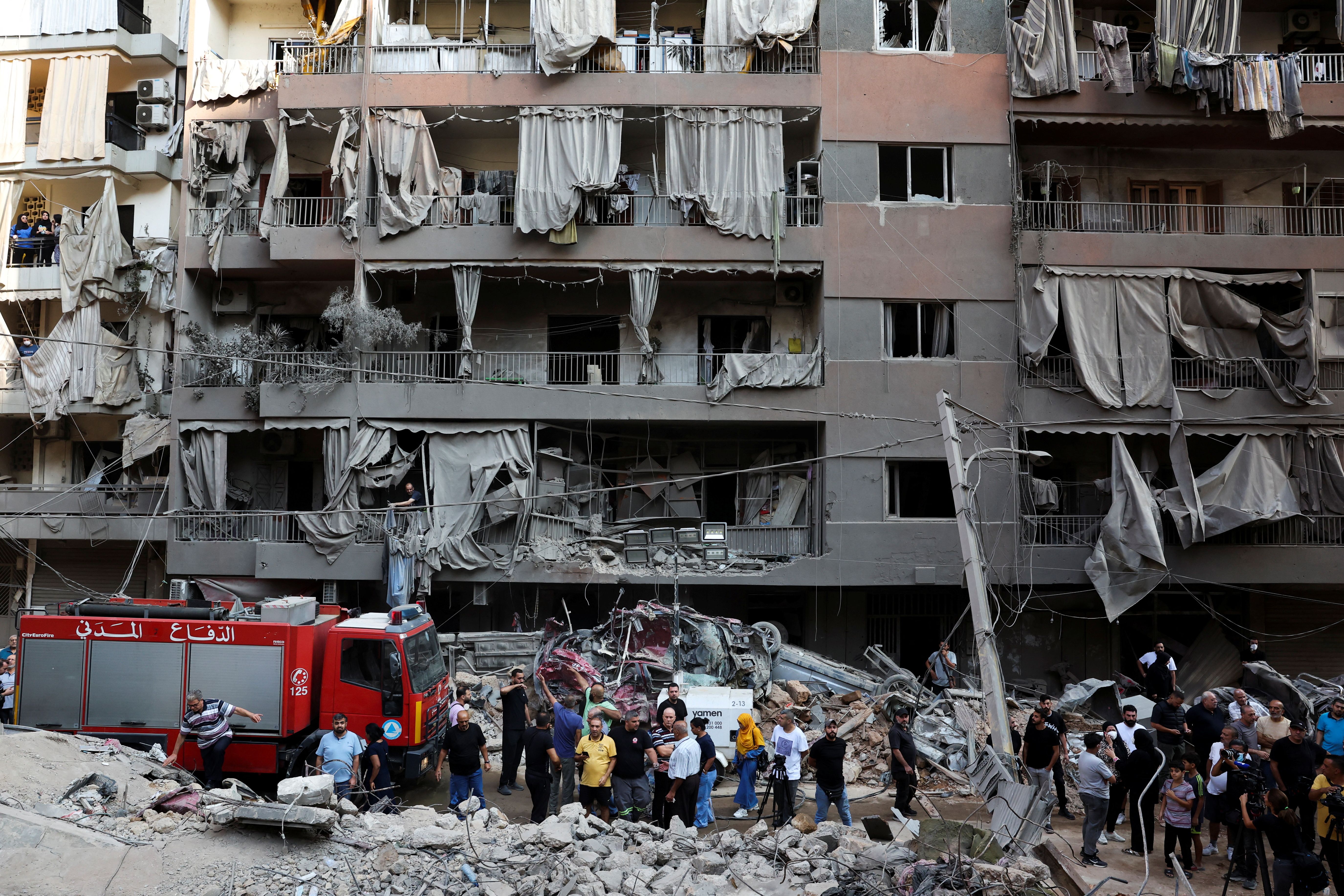 ویرانه‌های به جا مانده از حملات اسرائیل به بیروت، ۲۰ مهر 