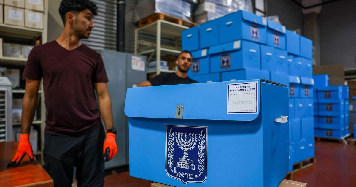 Israeli Leaders Seek to Oust Iran’s Leaders, But Disagree on the Approach Israeli Leaders Seek to Oust Iran’s Leaders, But Disagree on the Approach