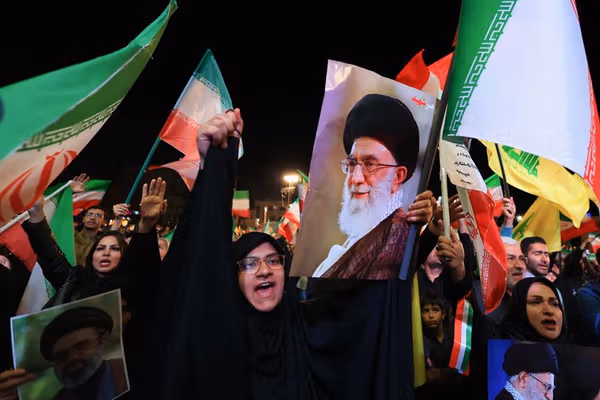 شکاف در حاکمیت و میان هواداران جمهوری اسلامی بر سر ادامه جنگ یا توافق