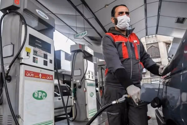 عضو کمیسیون انرژی مجلس تاثیر افزایش قیمت بنزین بر کاهش قاچاق را رد کرد