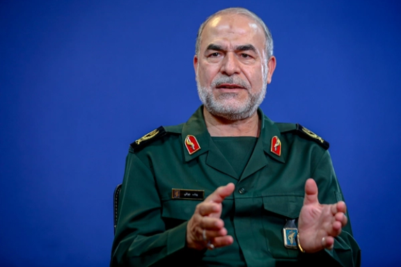 معاون سیاسی سپاه پاسداران: بعضی جوانان به اشتباه پرچم دموکراسی را در آمریکا میبینند