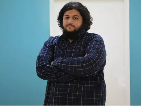 مقام حوزه هنری: تئاتر هنرستان دخترانه سوره برای بازنگری یک سال تعطیل شد؛ طالبان نیستیم