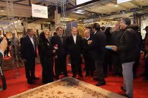 Iran’s carpet exports unravel with 90% plunge