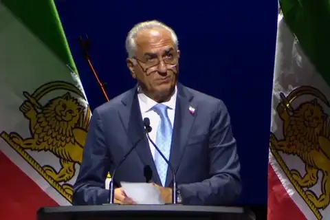 ولي عهد إيران السابق: نظام طهران لجأ إلى القتل عندما رأى أن سقوطه بات حتميًا في يناير
