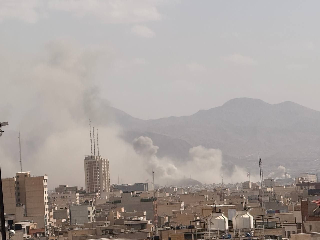 رویترز: مقام‌های جمهوری اسلامی هدف اصلی اولین موج حملات به ایران بودند