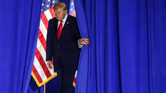 US President Donald Trump participates in a midterm election rally for Oklahoma Republican gubernatorial candidate Mike Mazzei at the Choctaw Event Center in Durant, Oklahoma, US, October 1, 2026. REUTERS/Jonathan Ernst