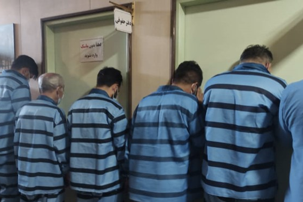 Iran Police Claim Arrest Of 13 People After Large Bank Heist