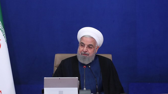 حسن روحانی: واکسن ایرانی زدن رهبری تشویق فوقالعادهای برای دانشمندان ما بود