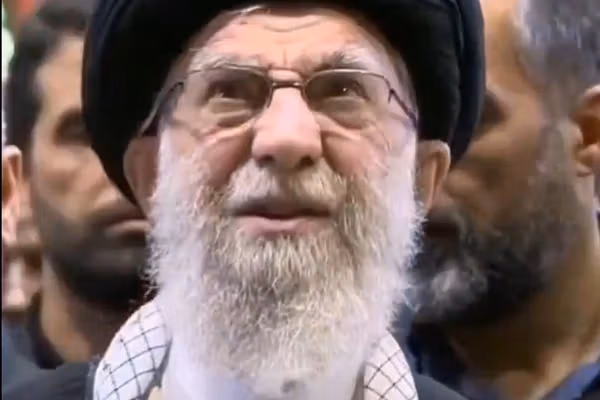 رویترز: ممکن است آمریکا رهبران و مقامهای ارشد جمهوری اسلامی را هدف قرار دهد