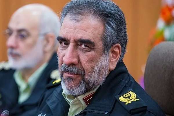 شرطة طهران تنشر "عناصر أمن بزي مدني" في 200 حديقة ومخاوف من "ممارسة القمع" على الإيرانيين